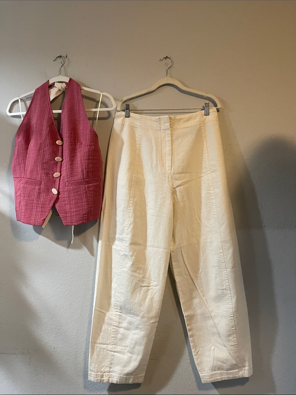 Zara Cream High-Waist Wide Leg Pants size M Elegant and halter pink top size L